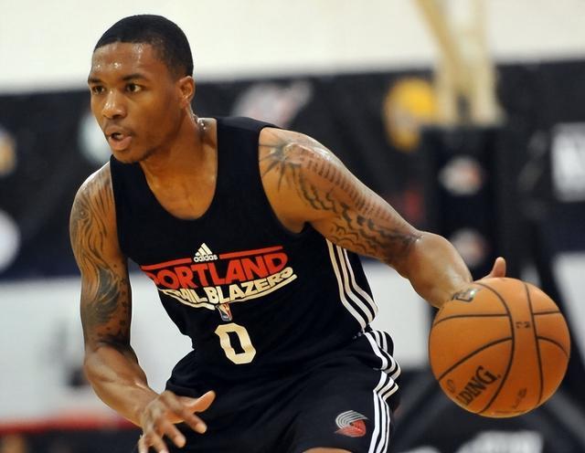 后卫卢克巴 后卫卢克巴