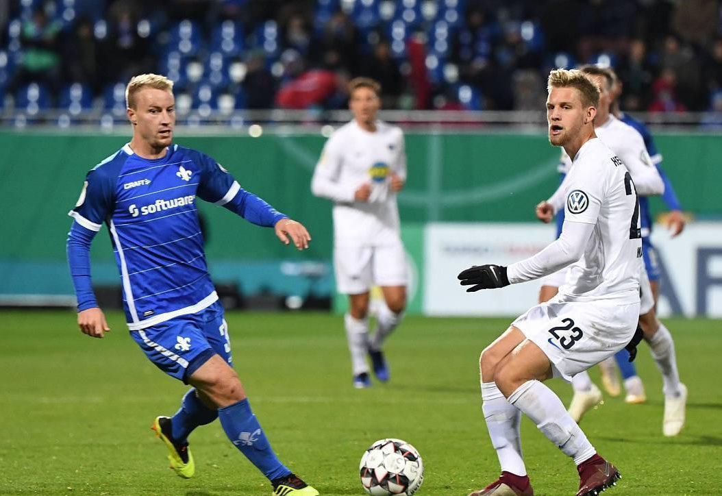 人物的包围 人物的包围